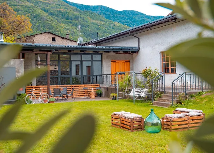 Dimora Perla Di Villa - Historical Wine Retreat Near Bernina Express