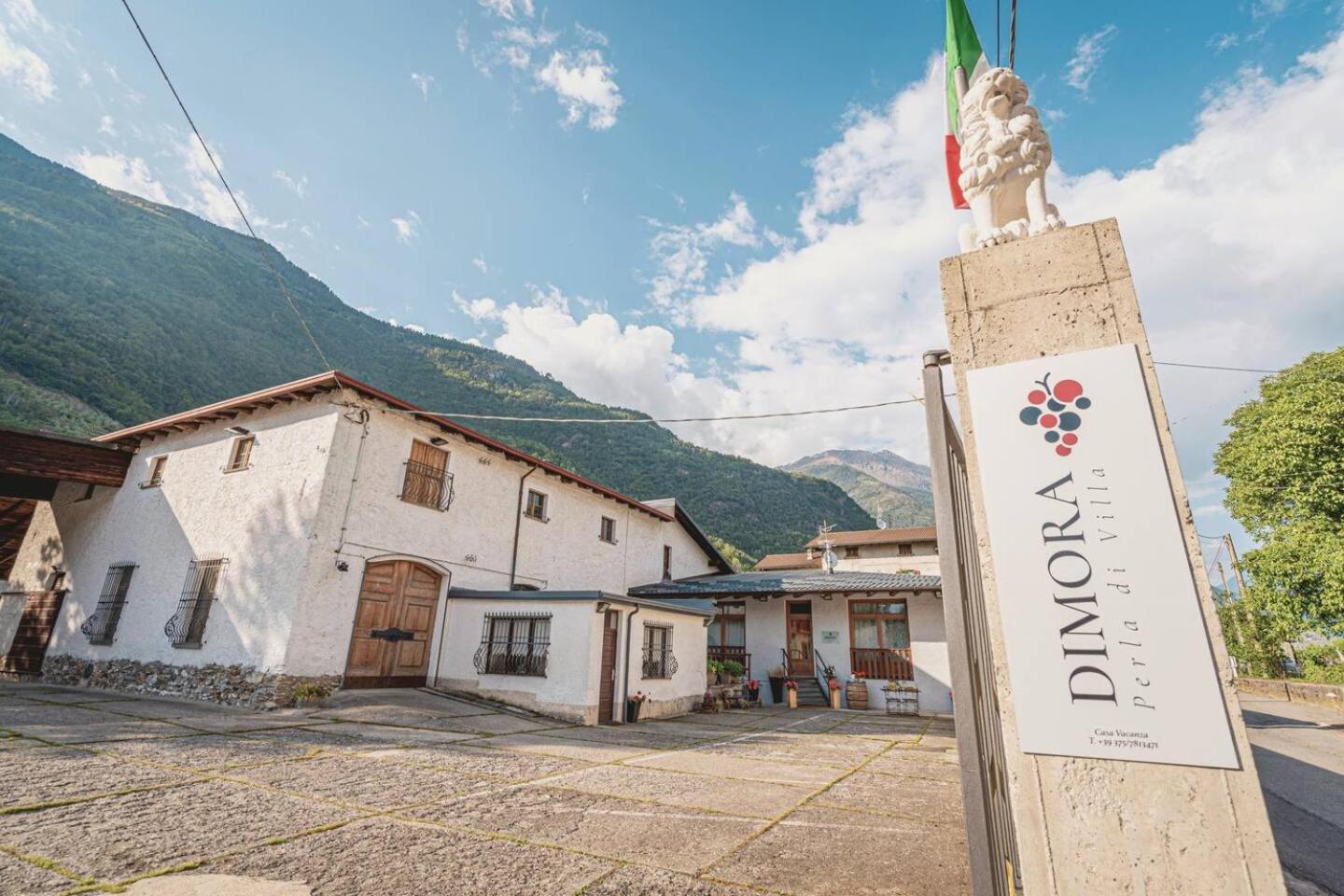 Dimora Perla Di - Historical Wine Retreat Near Bernina Express Holiday home