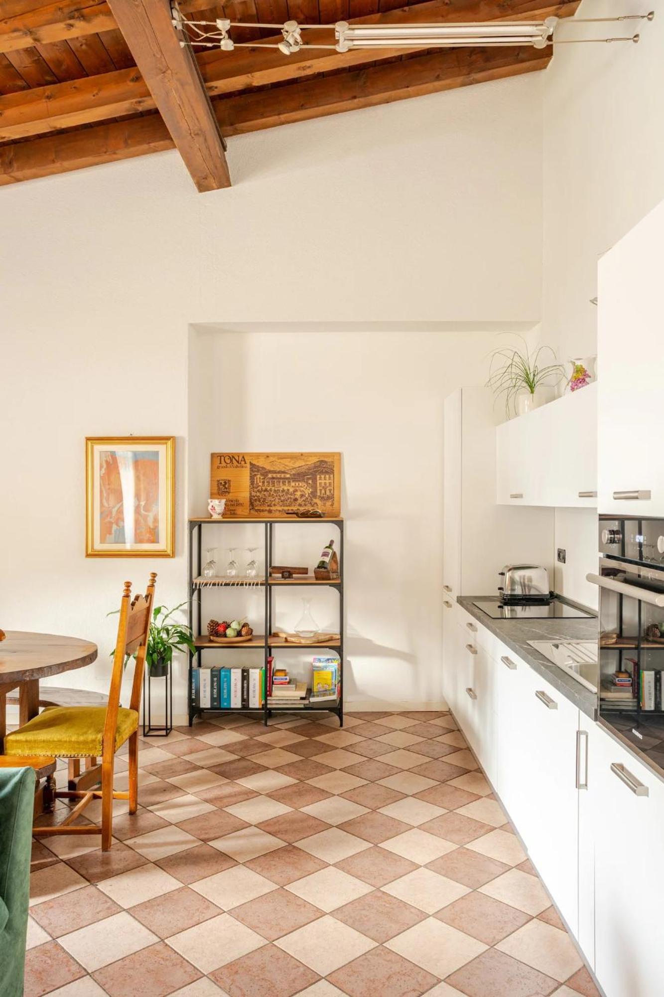 Holiday home Dimora Perla Di - Historical Wine Retreat Near Bernina Express *