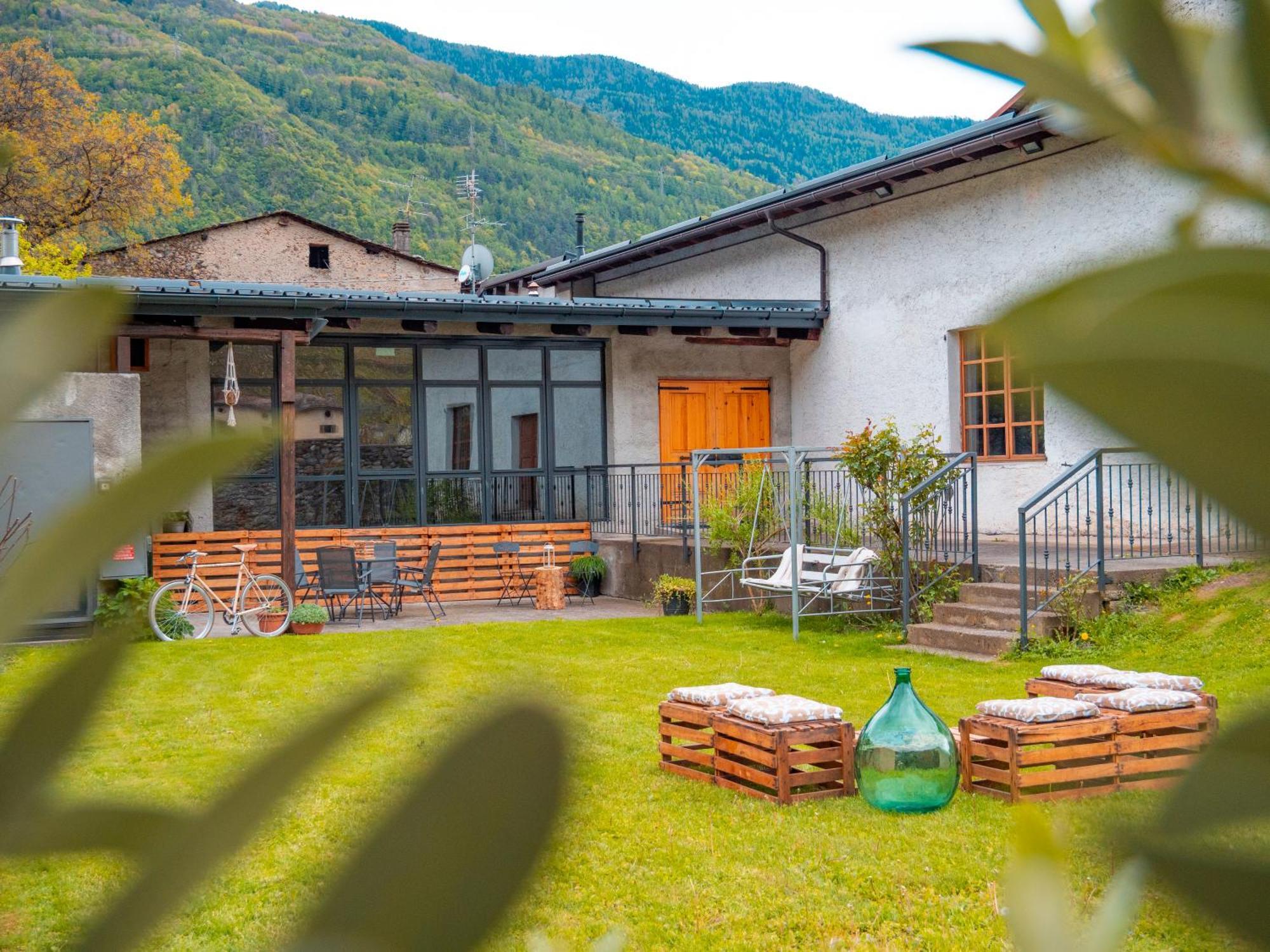 Dimora Perla Di - Historical Wine Retreat Near Bernina Express Holiday home Villa di Tirano